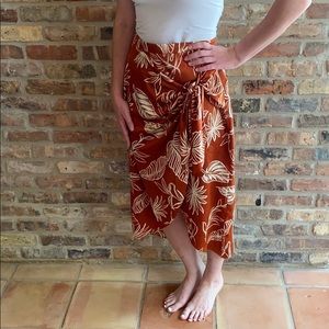 Floral Forever 21 skirt - size L
